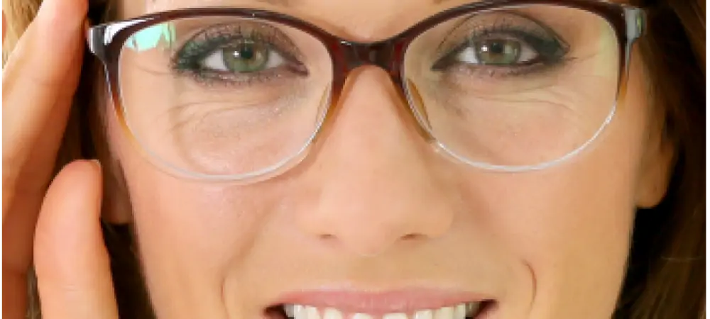 Okulary przeciwdziałające starczowzroczności: jak wybrać progresywne soczewki?
